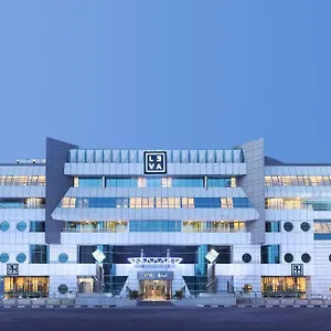 4* Appart hôtel Leva And Suites, Opposite Downtown