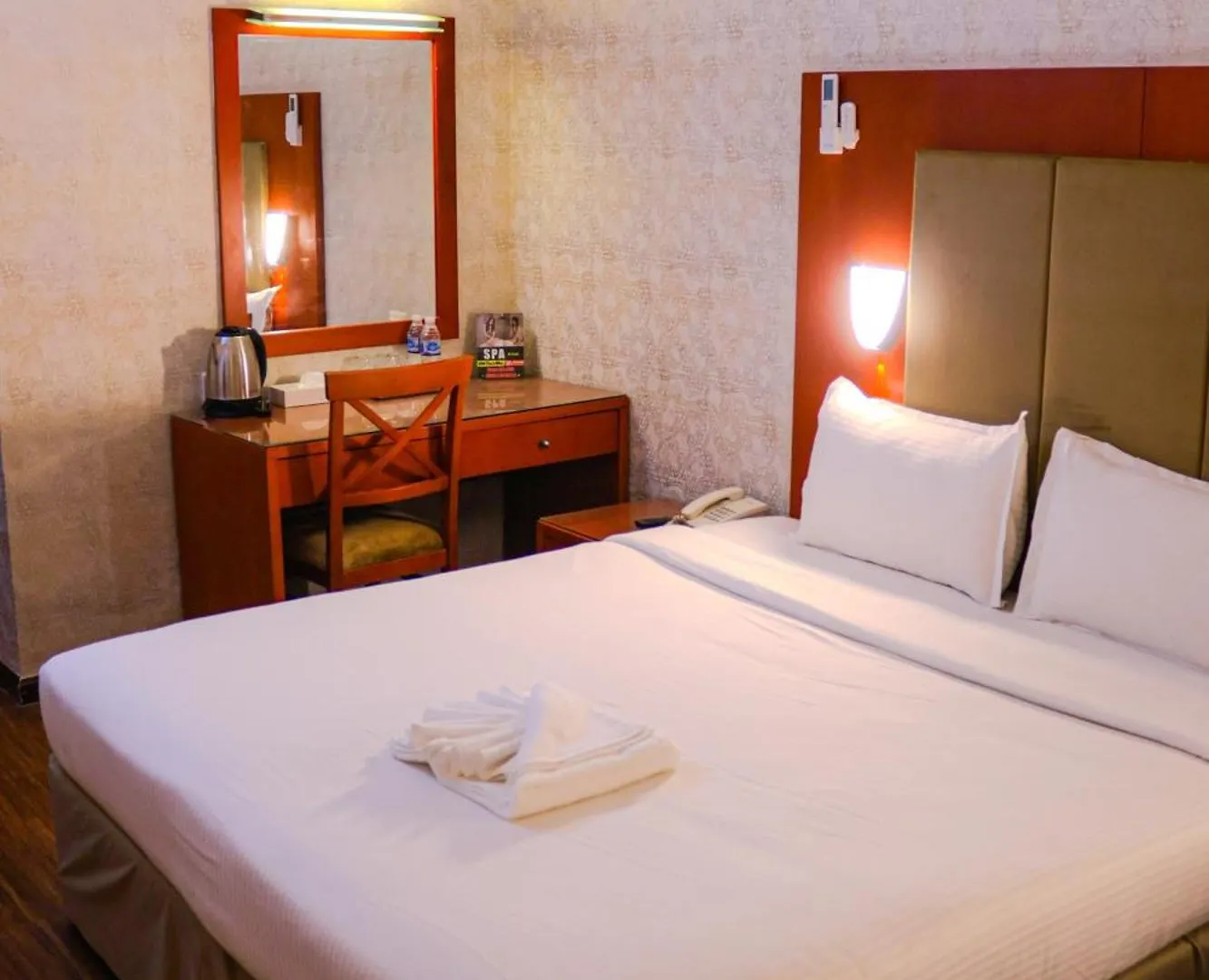 Boonmax Hotel Dubai