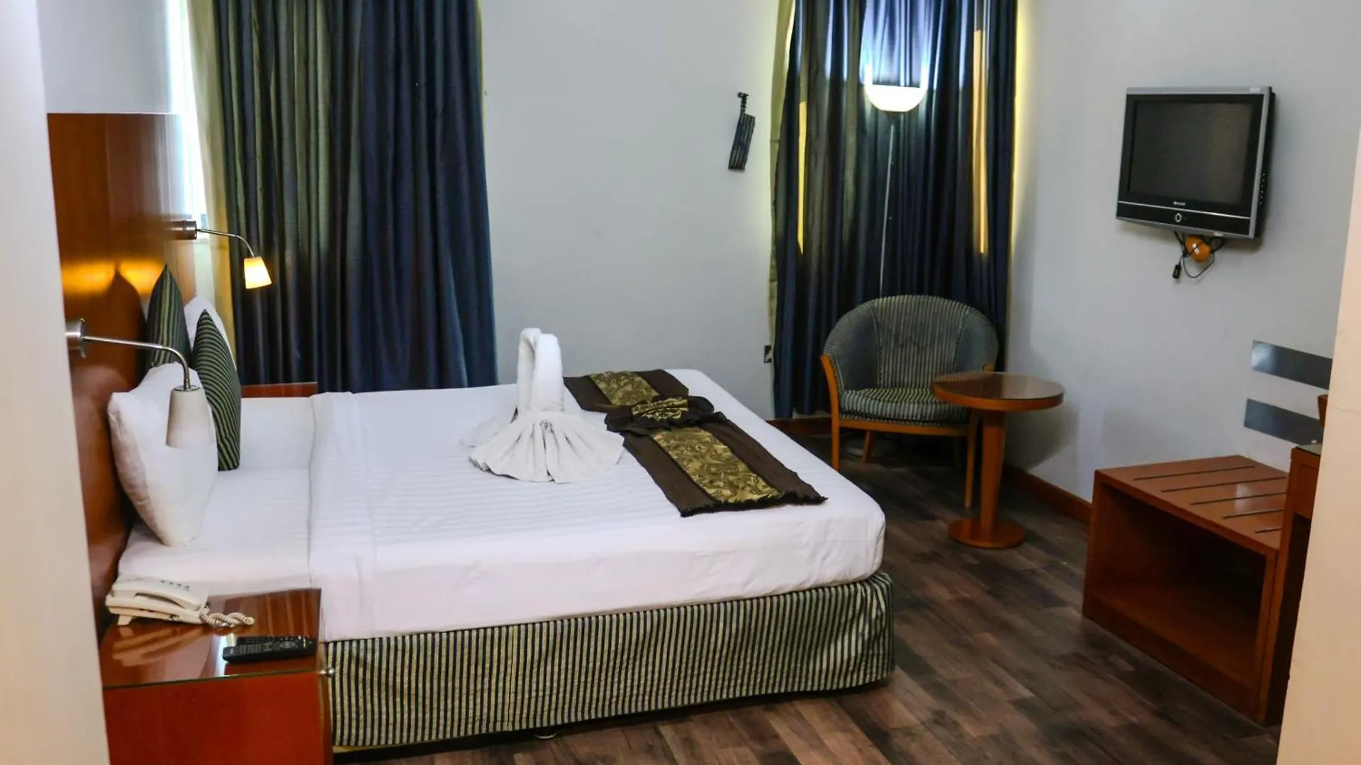 Boonmax Hotel Dubai